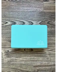 YOGGYS - designová jógová cihlička, zelená [YOGGYS]