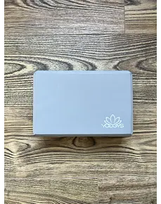 YOGGYS - designová jógová cihlička, šedá [YOGGYS]